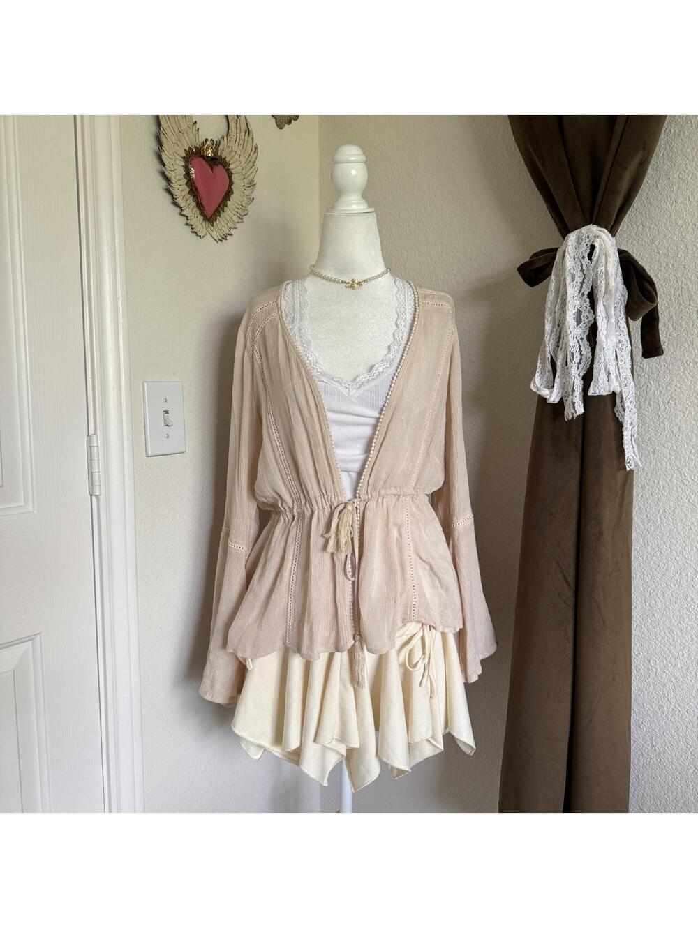 En Creme Bohemian Coquette Lightweight Layering Cardigan